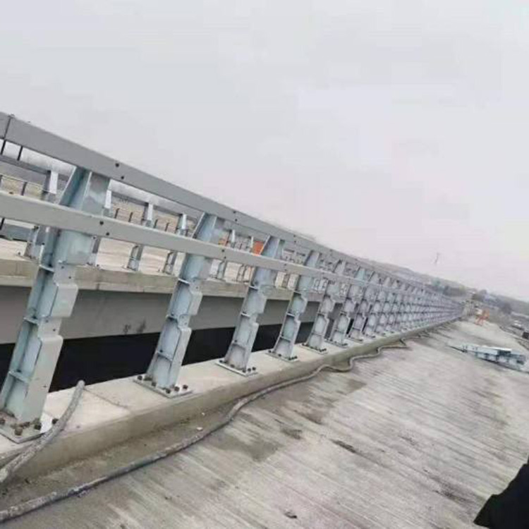 防撞護(hù)欄